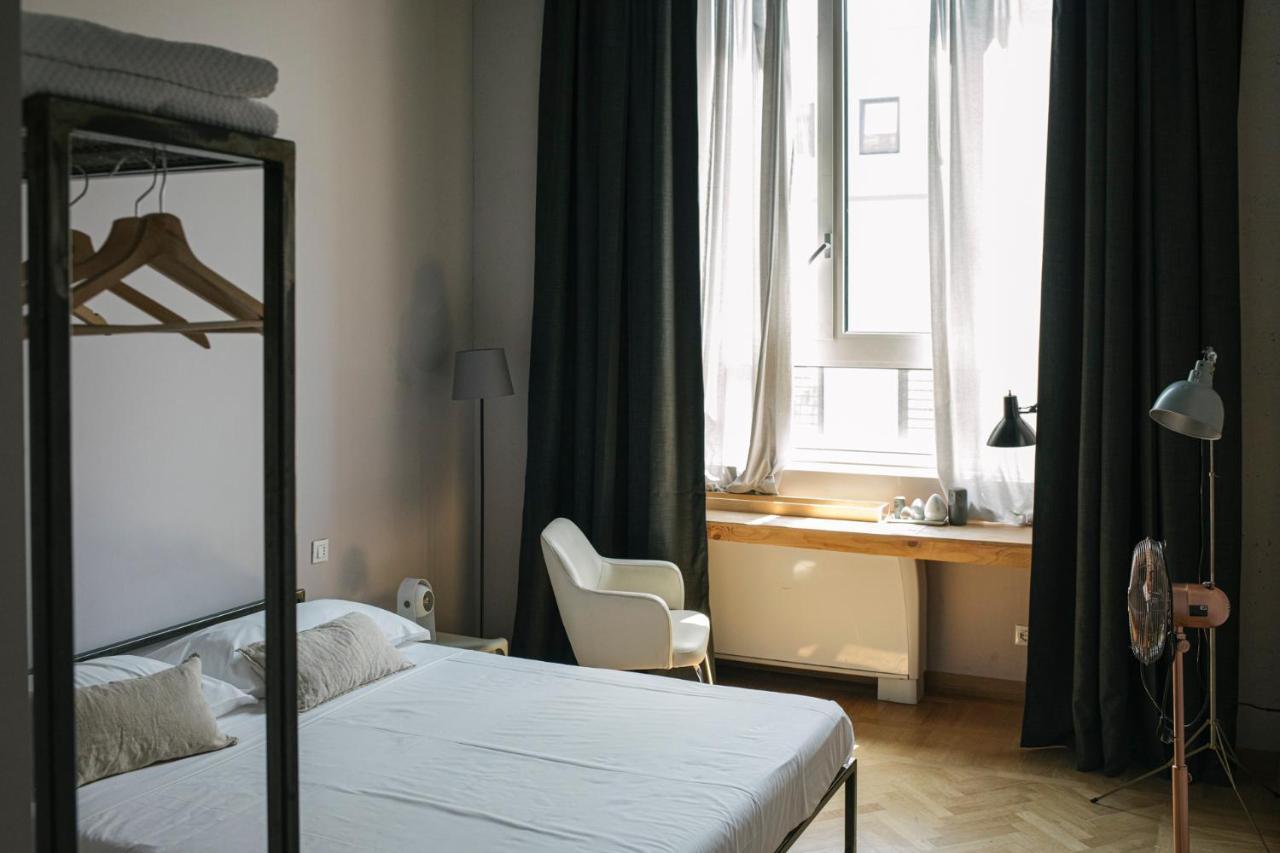 Casabase Hostel Милано Екстериор снимка