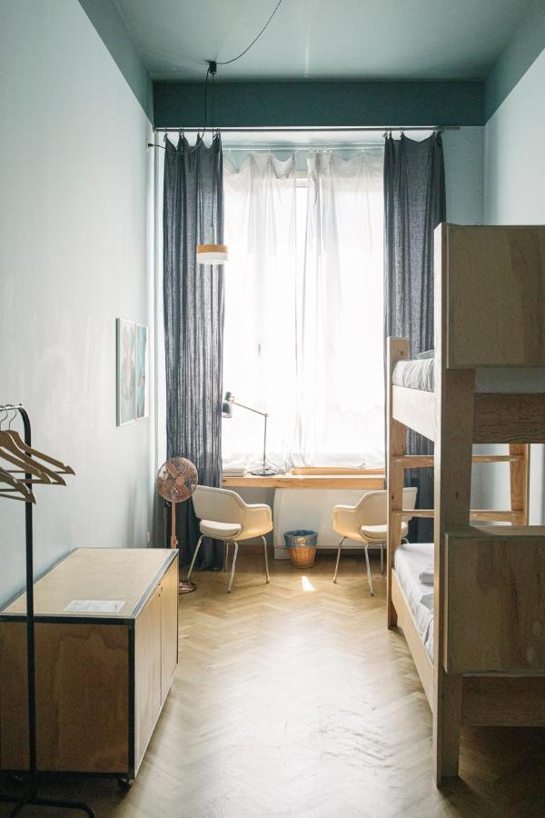 Casabase Hostel Милано Екстериор снимка