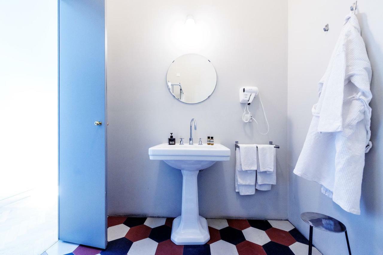 Casabase Hostel Милано Екстериор снимка